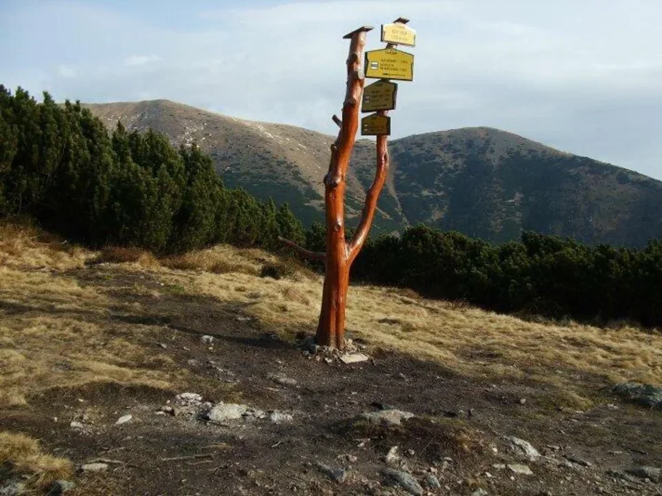 na Holom vrchu Prostredny a Maly Baranec