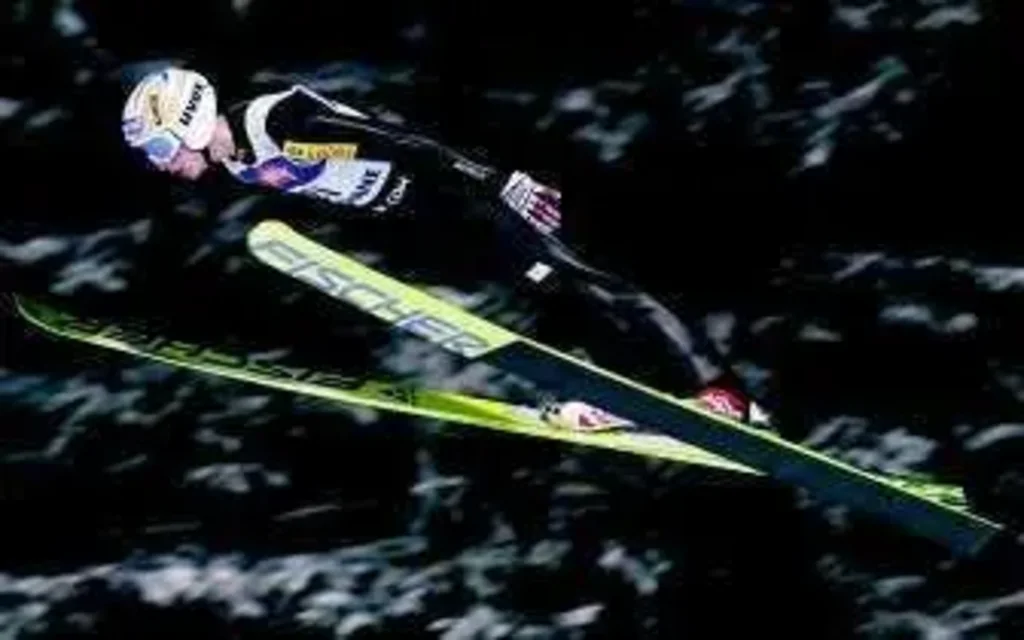 Stoch upadł na treningu. Boli go bark