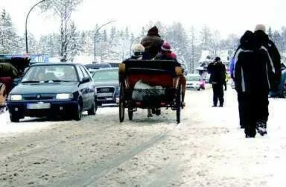 Zima ostro zaatakowała kierowców w Wielkanoc