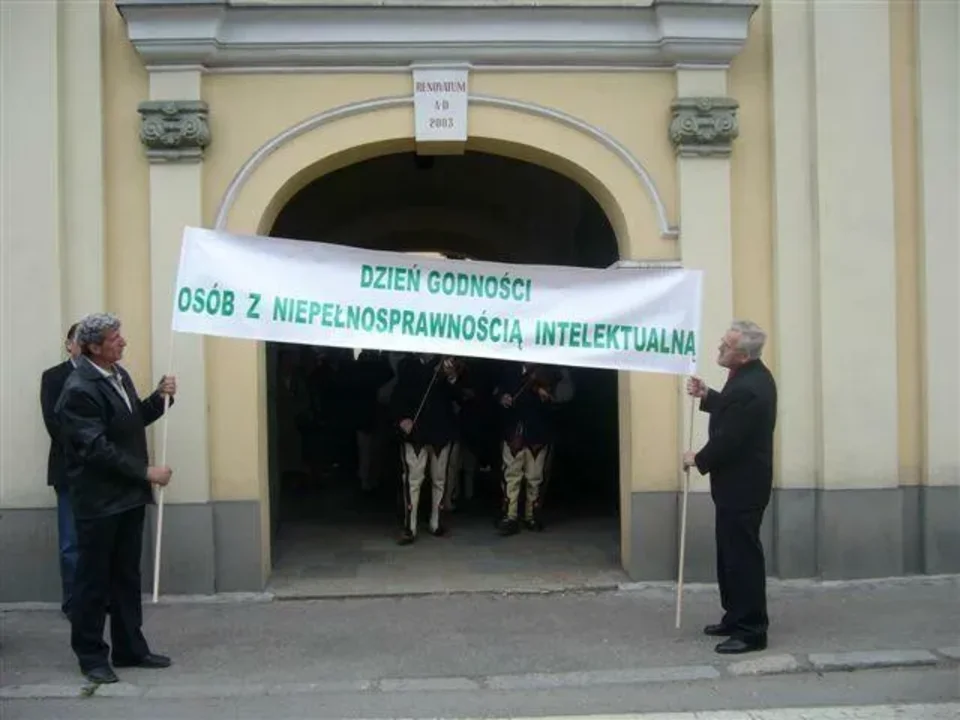 Otwórzmy przed nimi życie