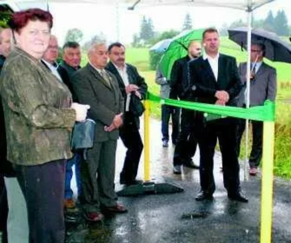 Nowe kilometry rur na ścieki