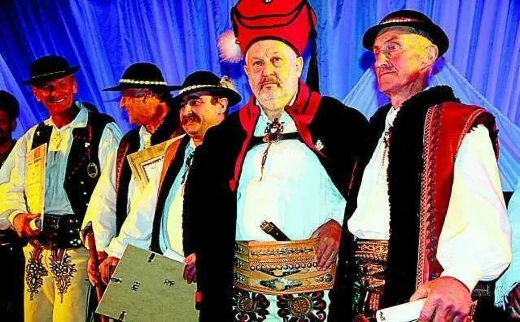 Na Rusińskim Wierchu pasowali pięciu harnasi