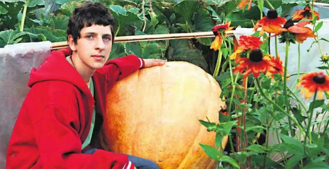 Podhalańską dynię gigant, ważąca 140 kg, wyhodował 15-letni Szymon