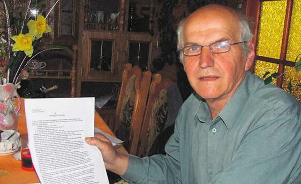 W trosce o boisko napisał ulotkę, a wójt go pozwał