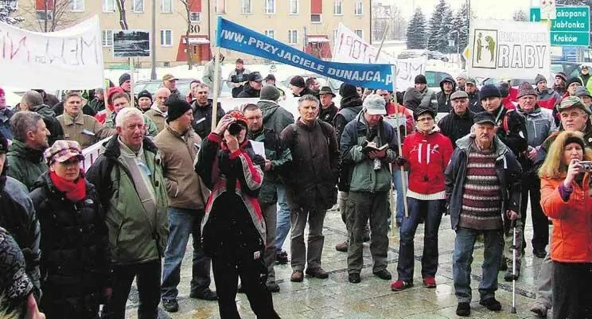 Wędkarskie „nie" dla tam na Dunajcu