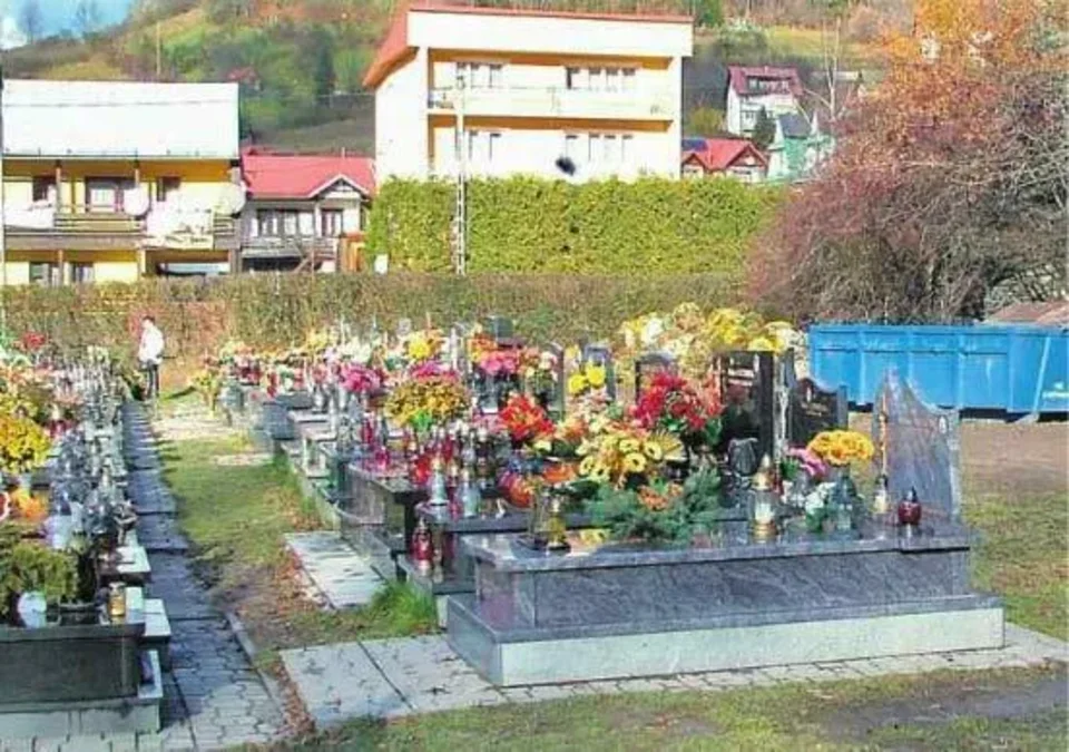 Miejsca na pochówek zmarłych nie braknie