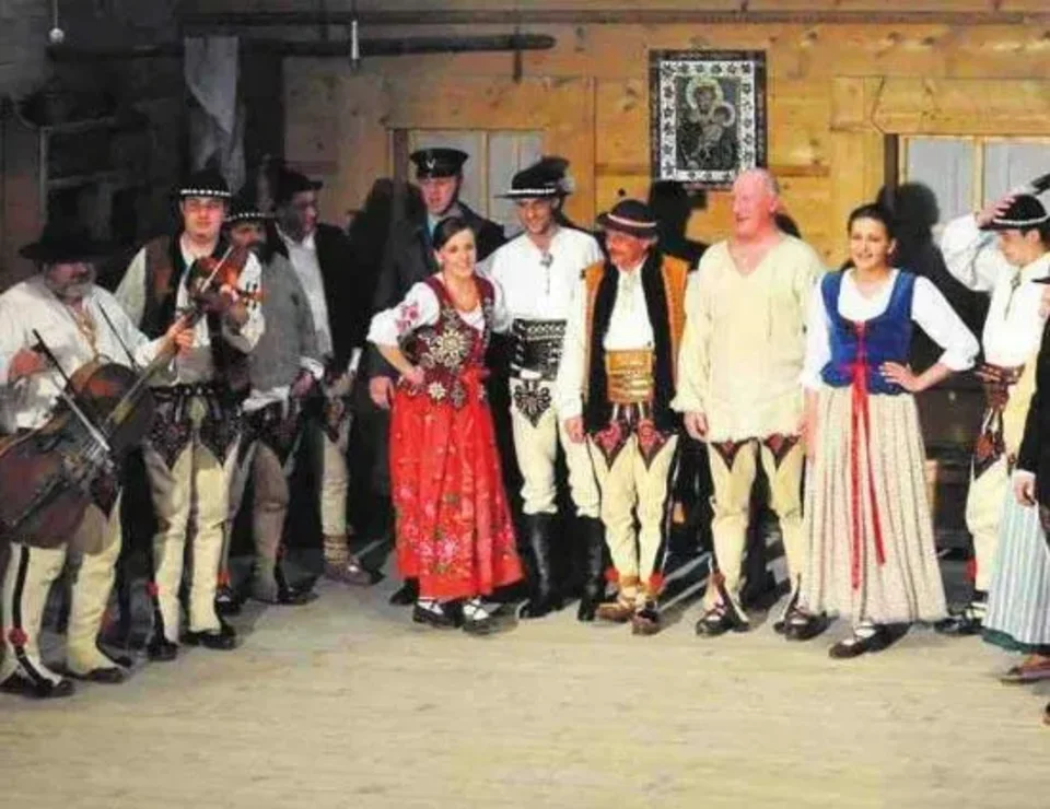 Zobacz klasyczną komedię w góralskim kostiumie [wielka galeria zdjęć!]