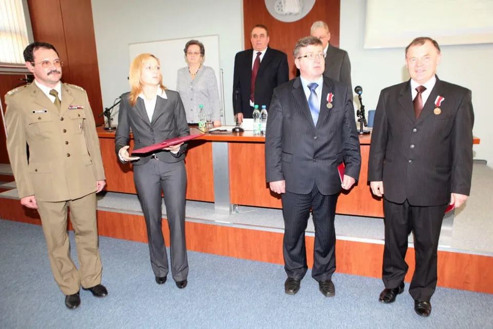 Burmistrz Fryźlewicz zasłużonym dla obronności