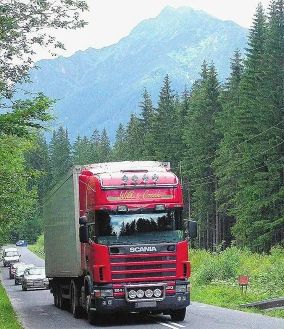 Górale wypowiadają wojnę tirom z zagranicy