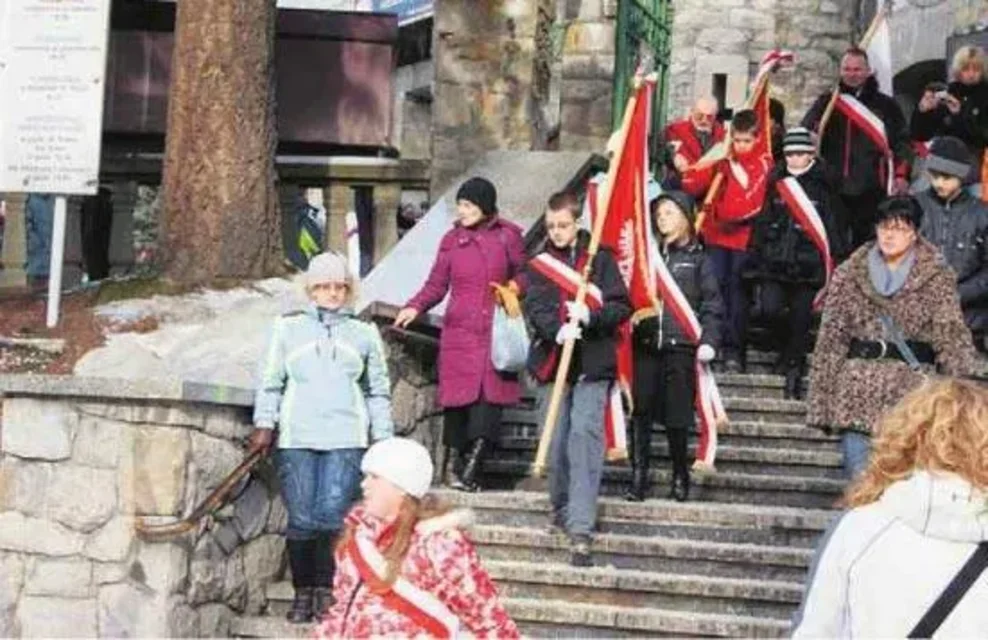 Historycy stają w obronie... historii