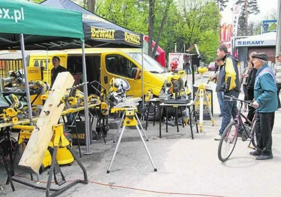 NOWY TARG. 15 urodziny targów budowlanych
