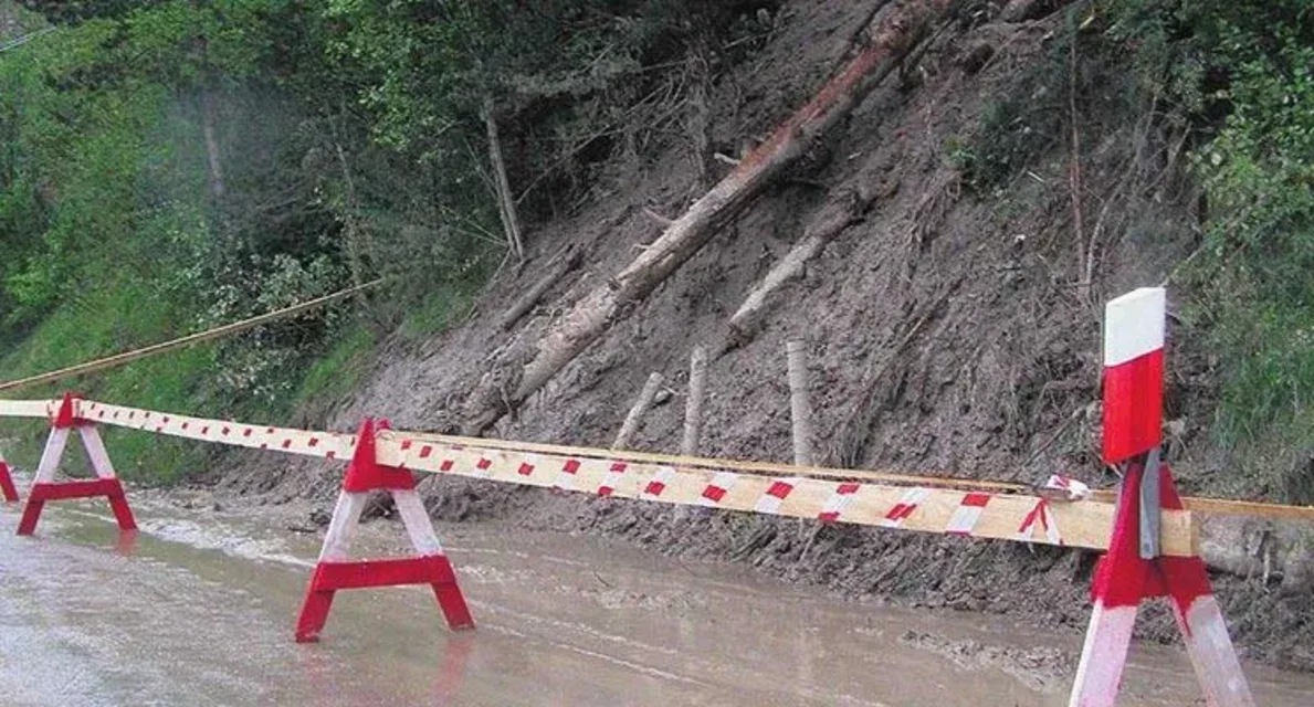Ministrze, zlituj się! Skały nam lecą na głowy