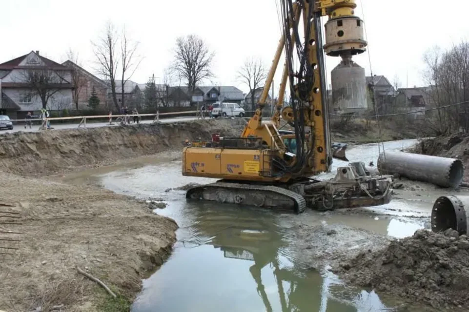 Ludźmierz: ruszyła budowa mostu