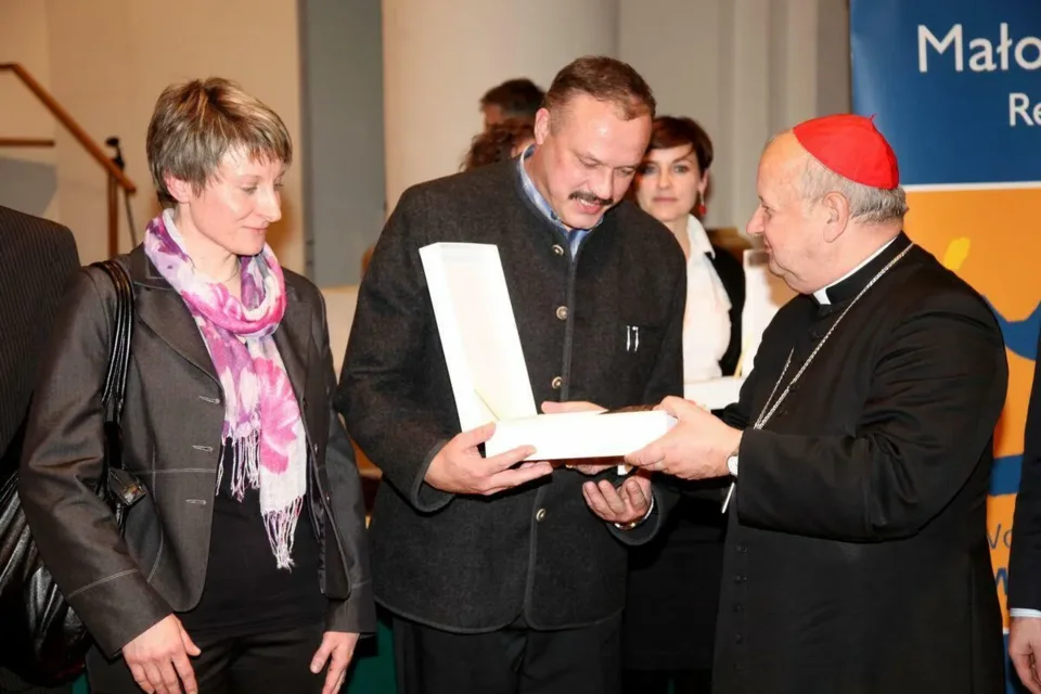Gimnazjum nr 2 z nagrodą w projekcie „Mieć wyobraźnię miłosierdzia”