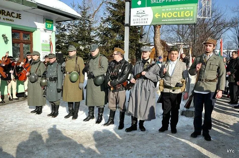 Chwała partyzantom