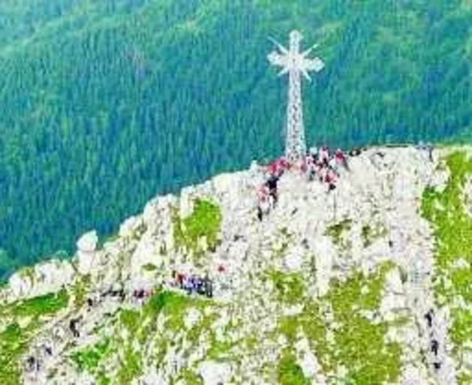 107-letni krzyż na Giewoncie będzie na wiosnę remontowany
