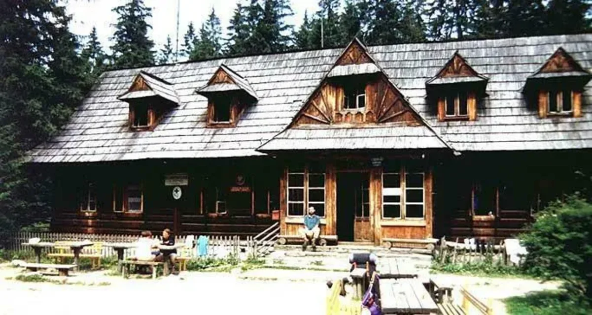Schronisko w Roztoce im. W. Pola (1031m n.p.m.)