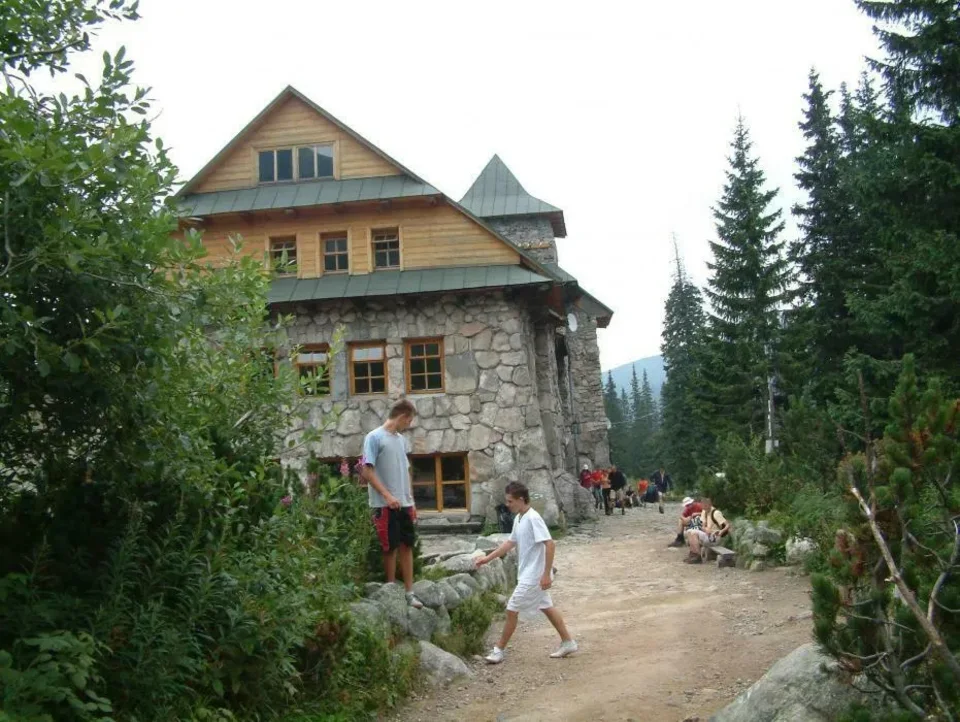 Schronisko na Hali Gąsienicowej, Murowaniec (1500m n.p.m.)