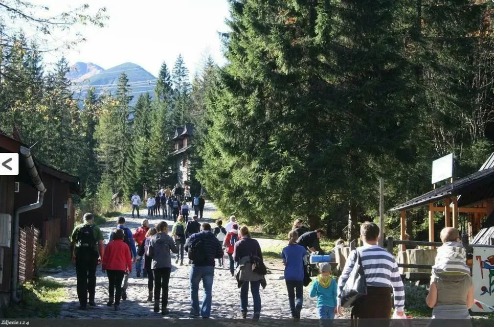TPN szacuje turystów, którzy w długi weekend weszli w Tatry