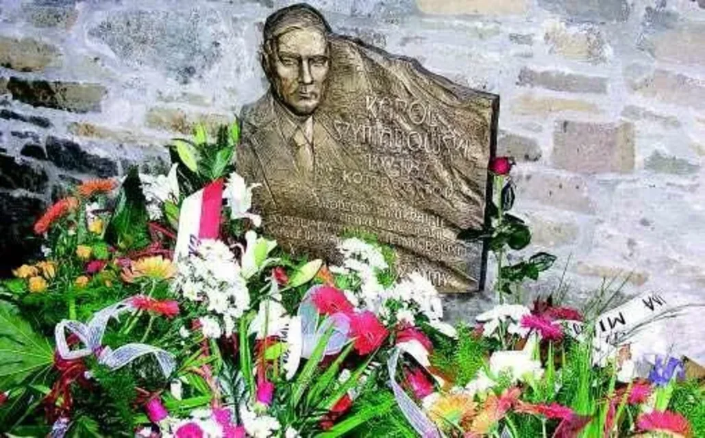 Symboliczna tablica dla Szymanowskiego