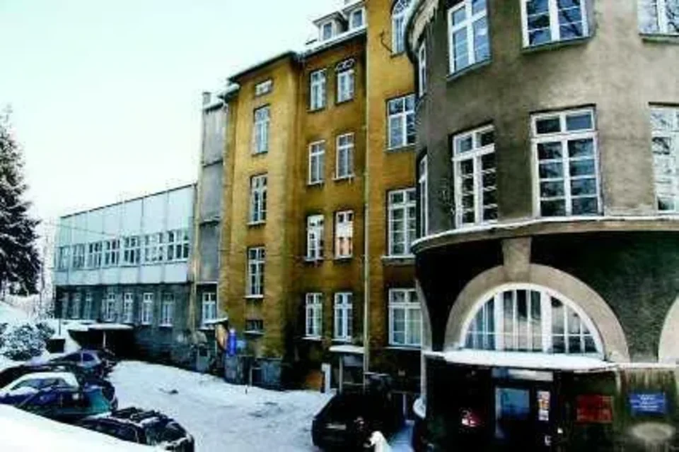 Szpital płucny szuka 30 mln złotych