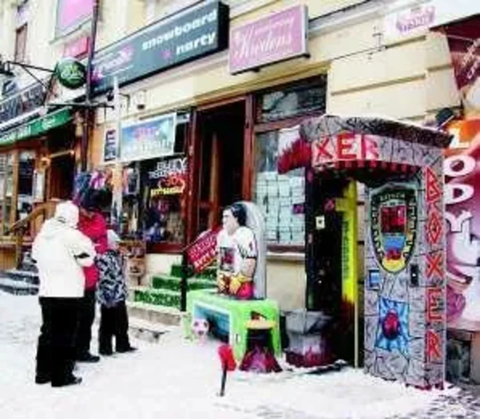 Ryczące maszyny wątpliwą atrakcją