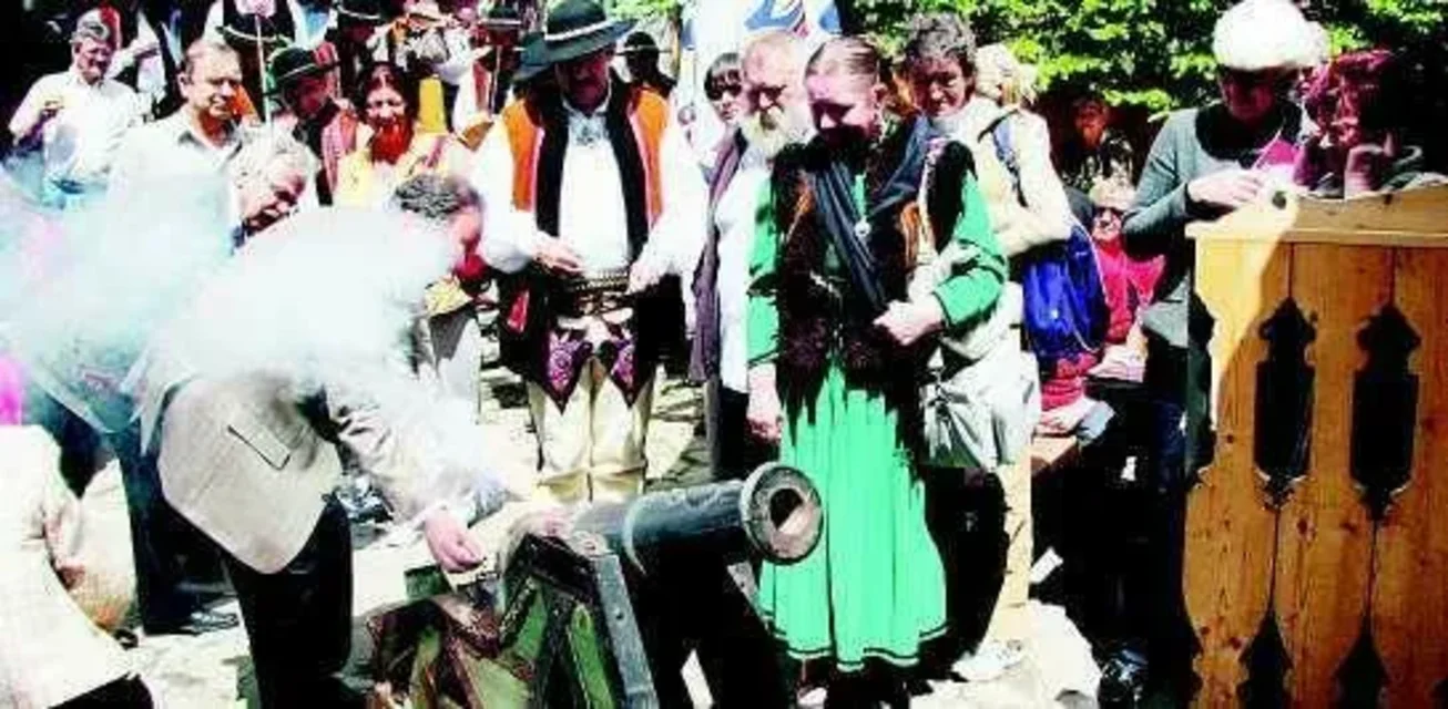 To na tej ulicy zaczyna się szlak na Giewont