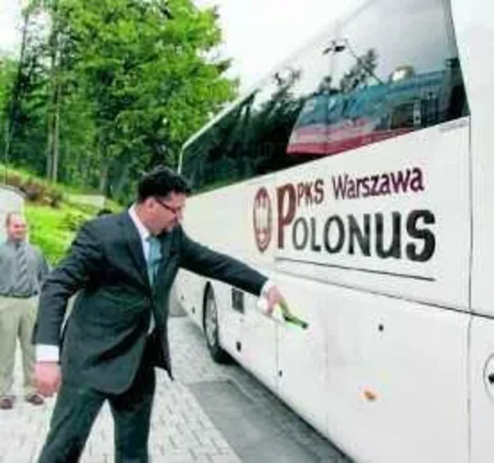 Promocyjny autobus wyruszył na trasę
