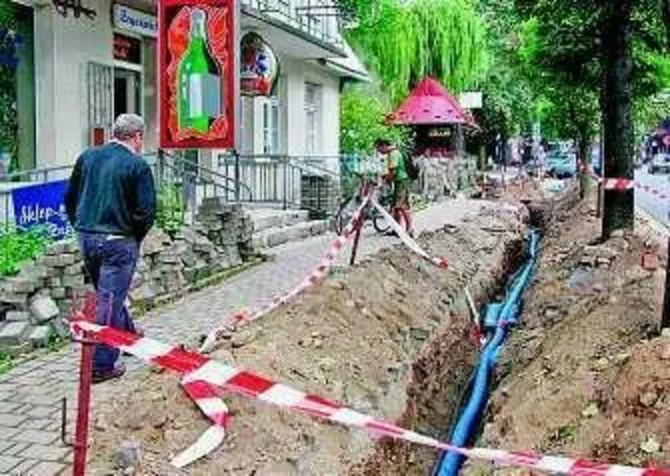 Rozkopano nowy chodnik