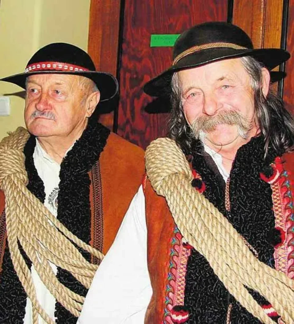 Już od stu lat ratują turystów w górach