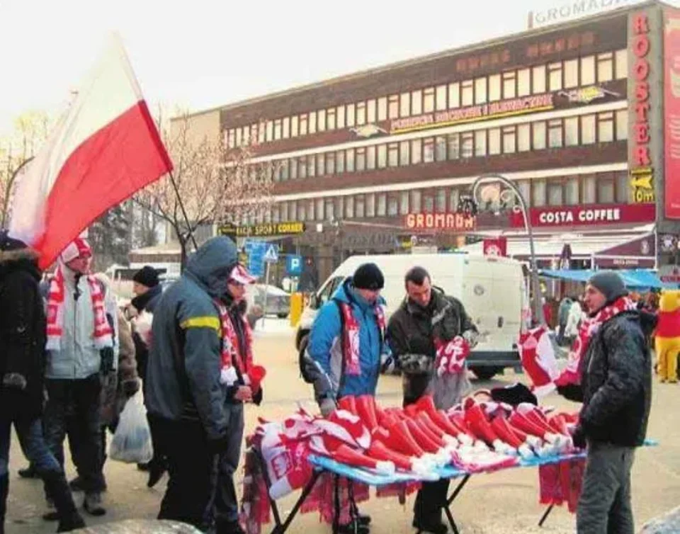 Zakopane zabarwiło się od... stoisk z gadżetami