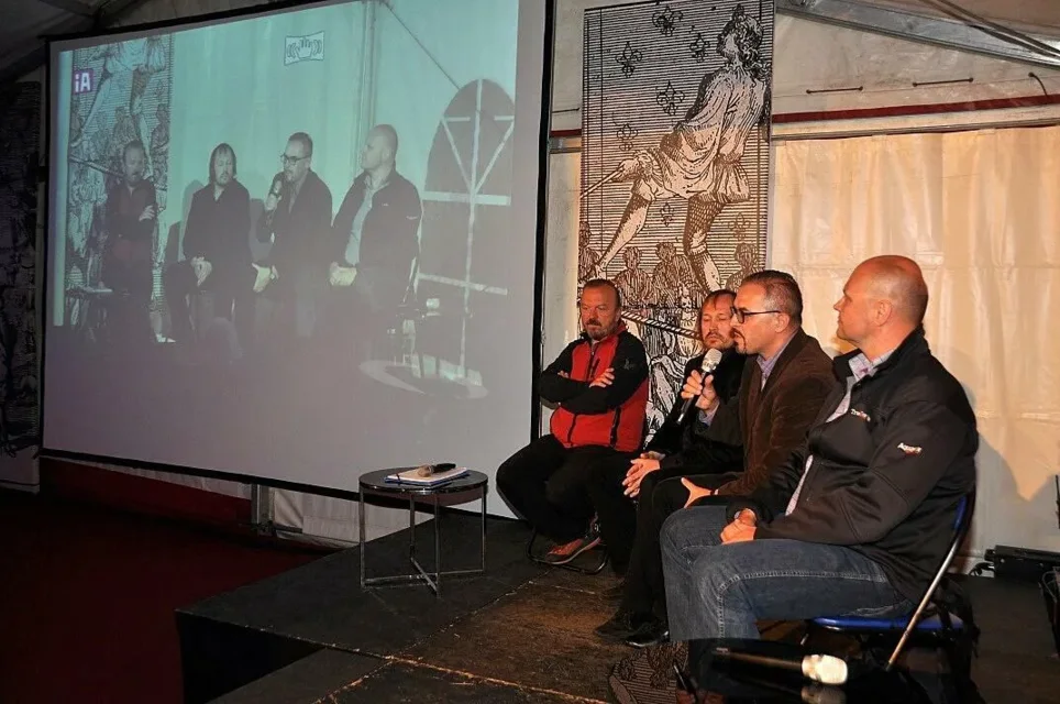 Dyskusja o „Goralenvolku” w Dworcu Tatrzańskim