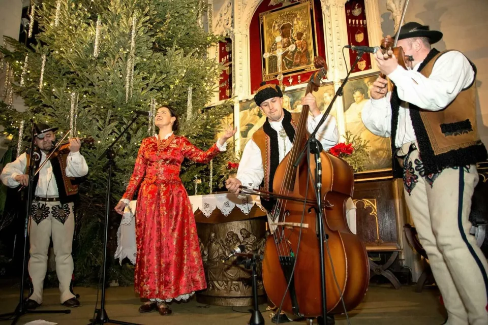 Koncert Hanki Rybki w ramach XI FESTIWALU, KOLĘD, PASTORAŁEK I PIEŚNI BOŻONARODZENIOWYCH